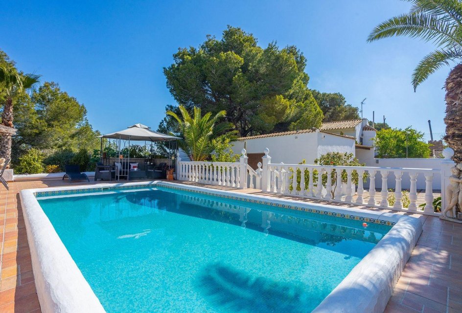 Herverkoop - Villa -
Orihuela Costa - Lomas de Don Juan