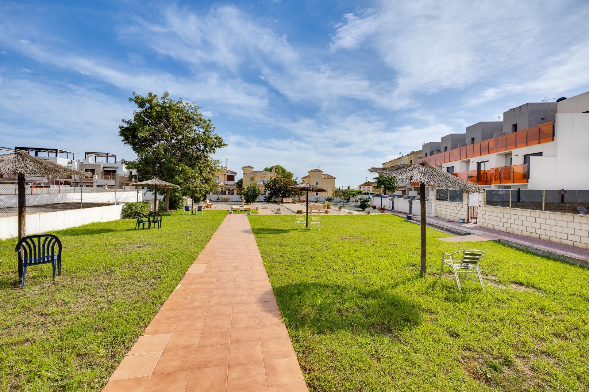 Herverkoop - Villa -
Orihuela Costa - Lomas de Don Juan