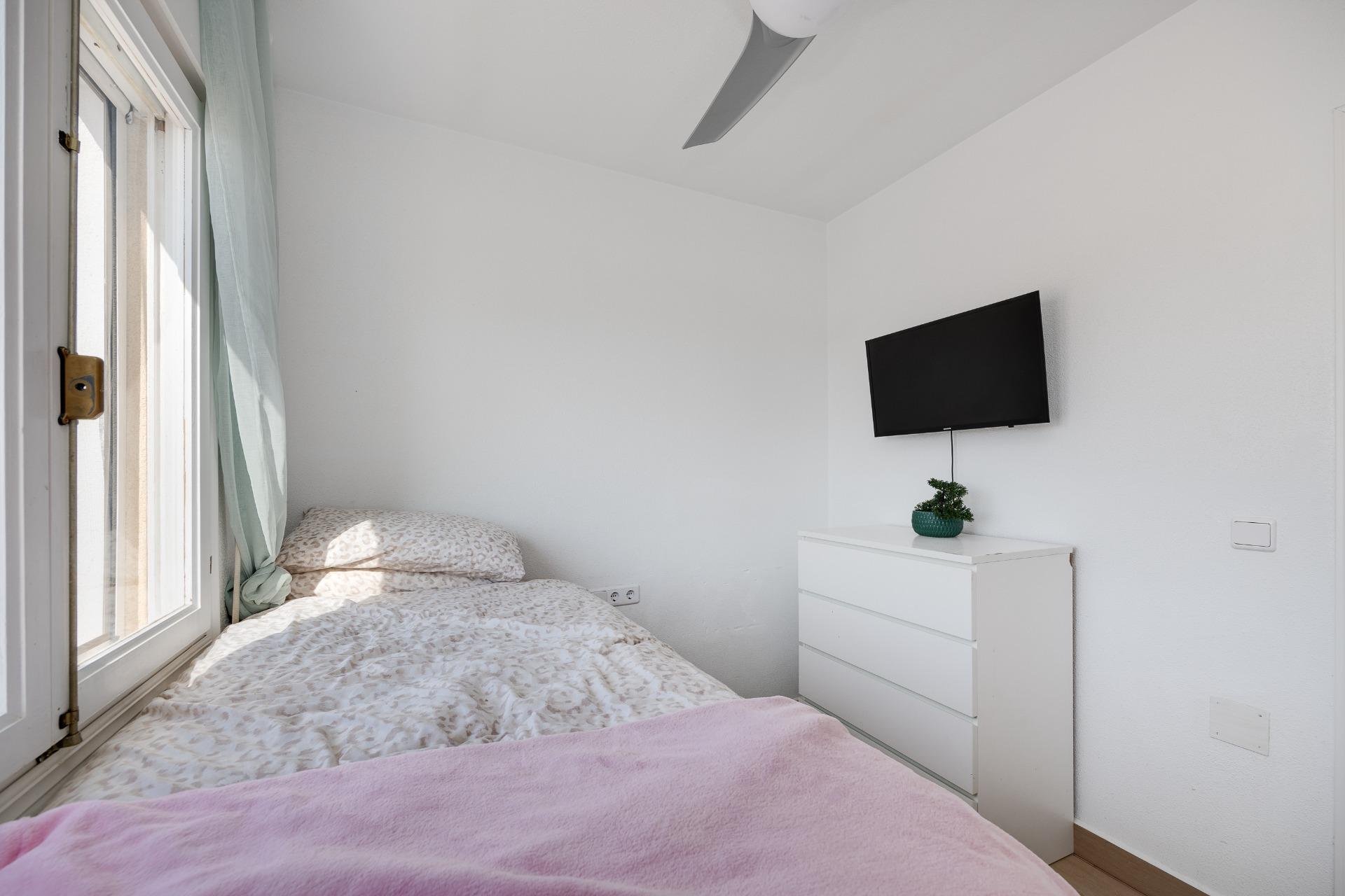 Herverkoop - Villa -
Orihuela Costa - Los Almendros-La Florida