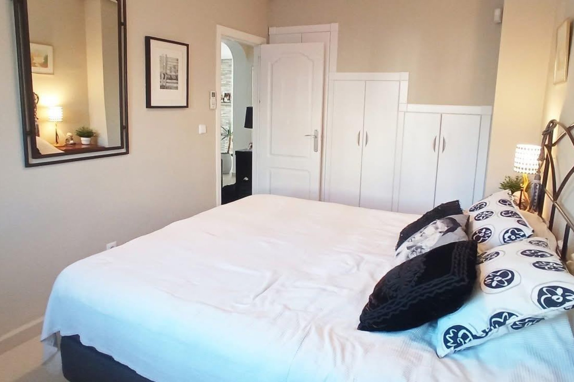 Herverkoop - Villa -
Orihuela Costa - Los Dolses