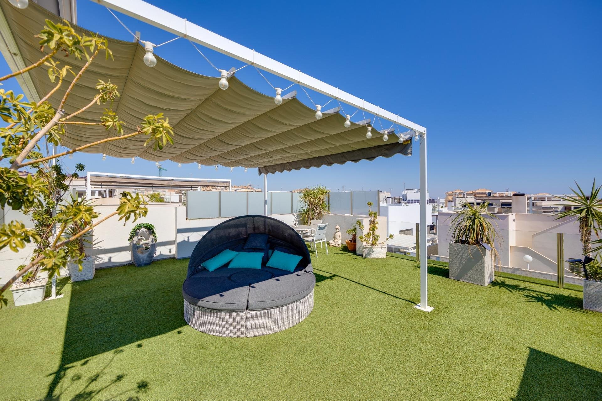 Herverkoop - Villa -
Orihuela Costa - PAU 26