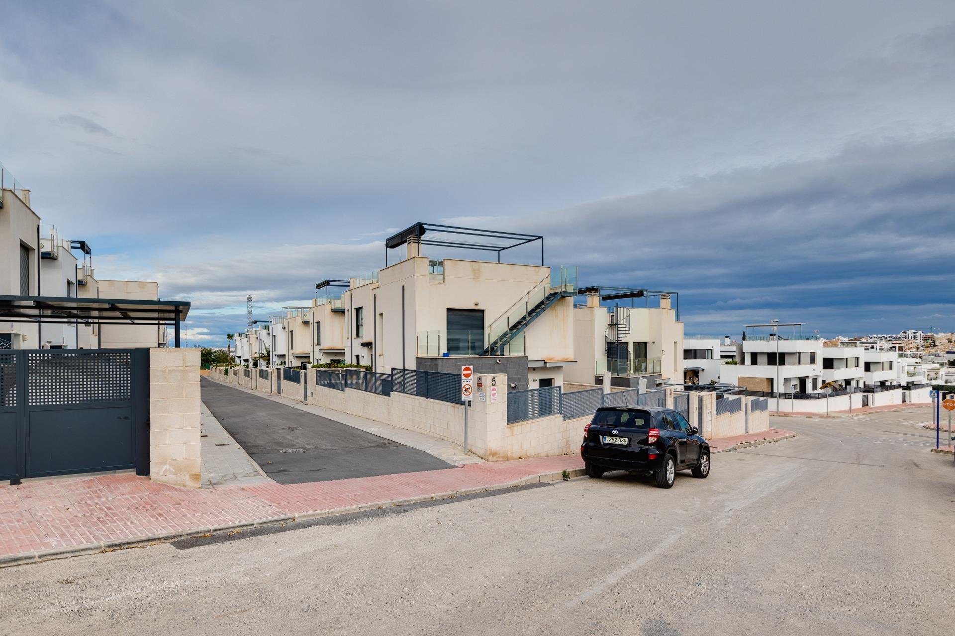 Herverkoop - Villa -
Orihuela Costa - PAU 26