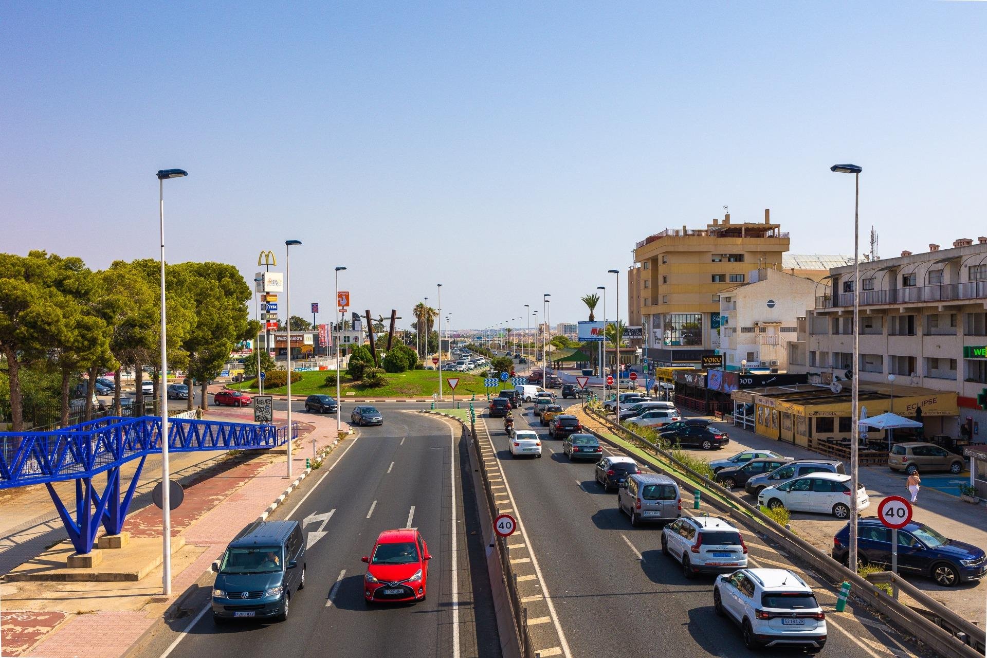 Herverkoop - Villa -
Orihuela Costa - PAU 26