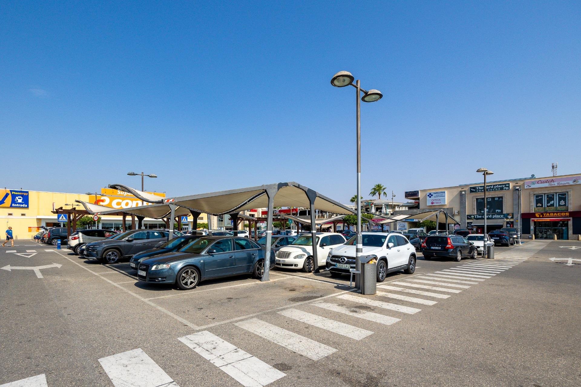 Herverkoop - Villa -
Orihuela Costa - PAU 26