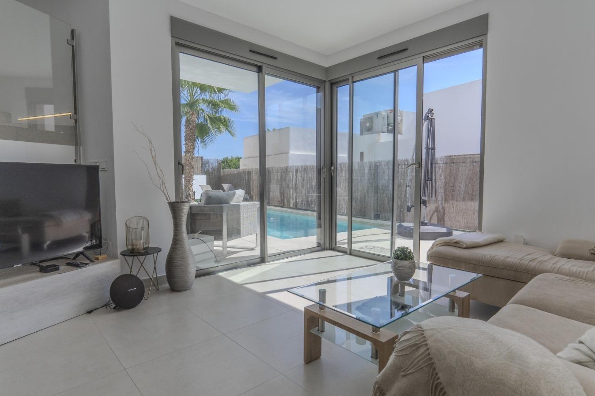 Herverkoop - Villa -
Orihuela Costa - PAU 8