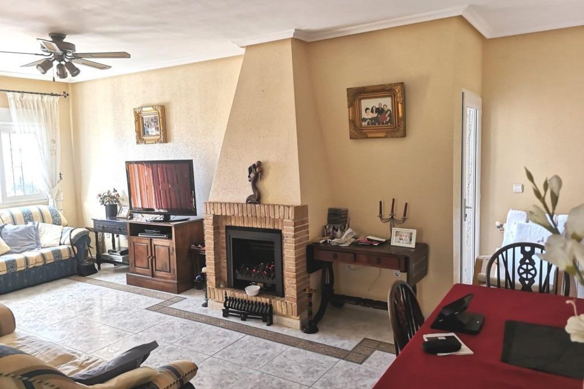 Herverkoop - Villa -
Orihuela Costa - Playa Flamenca