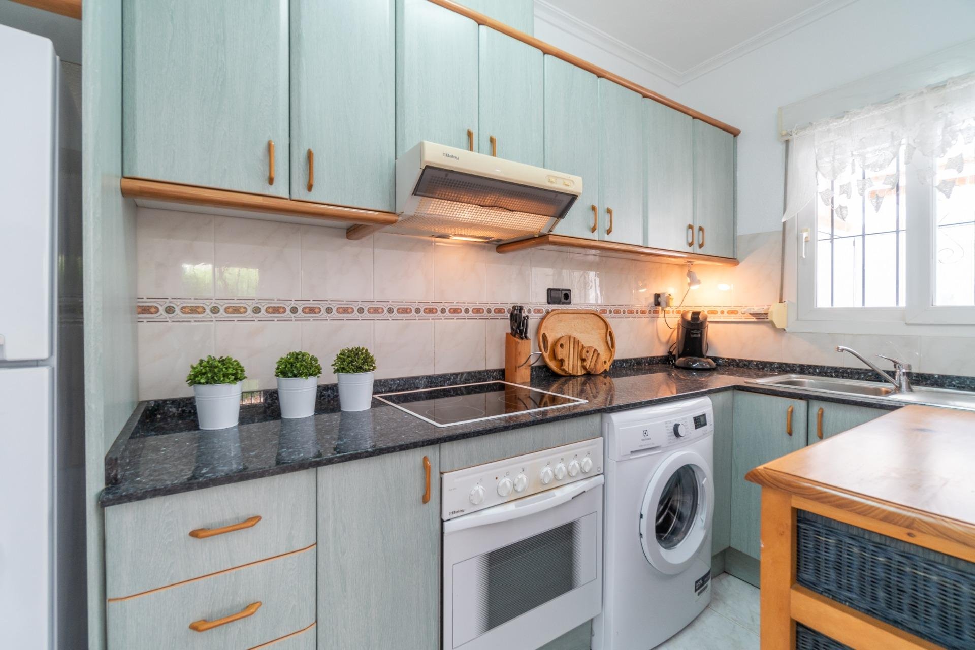Herverkoop - Villa -
Orihuela Costa - Playa Flamenca