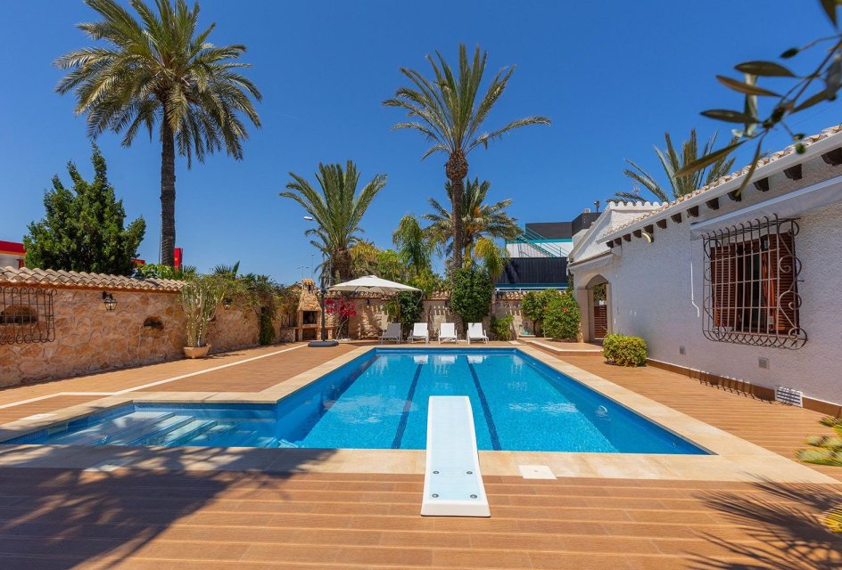 Herverkoop - Villa -
Orihuela Costa - Rocio del Mar
