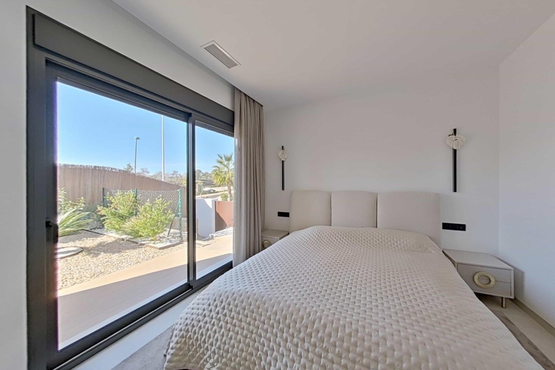 Herverkoop - Villa -
Orihuela - Las Colinas Golf