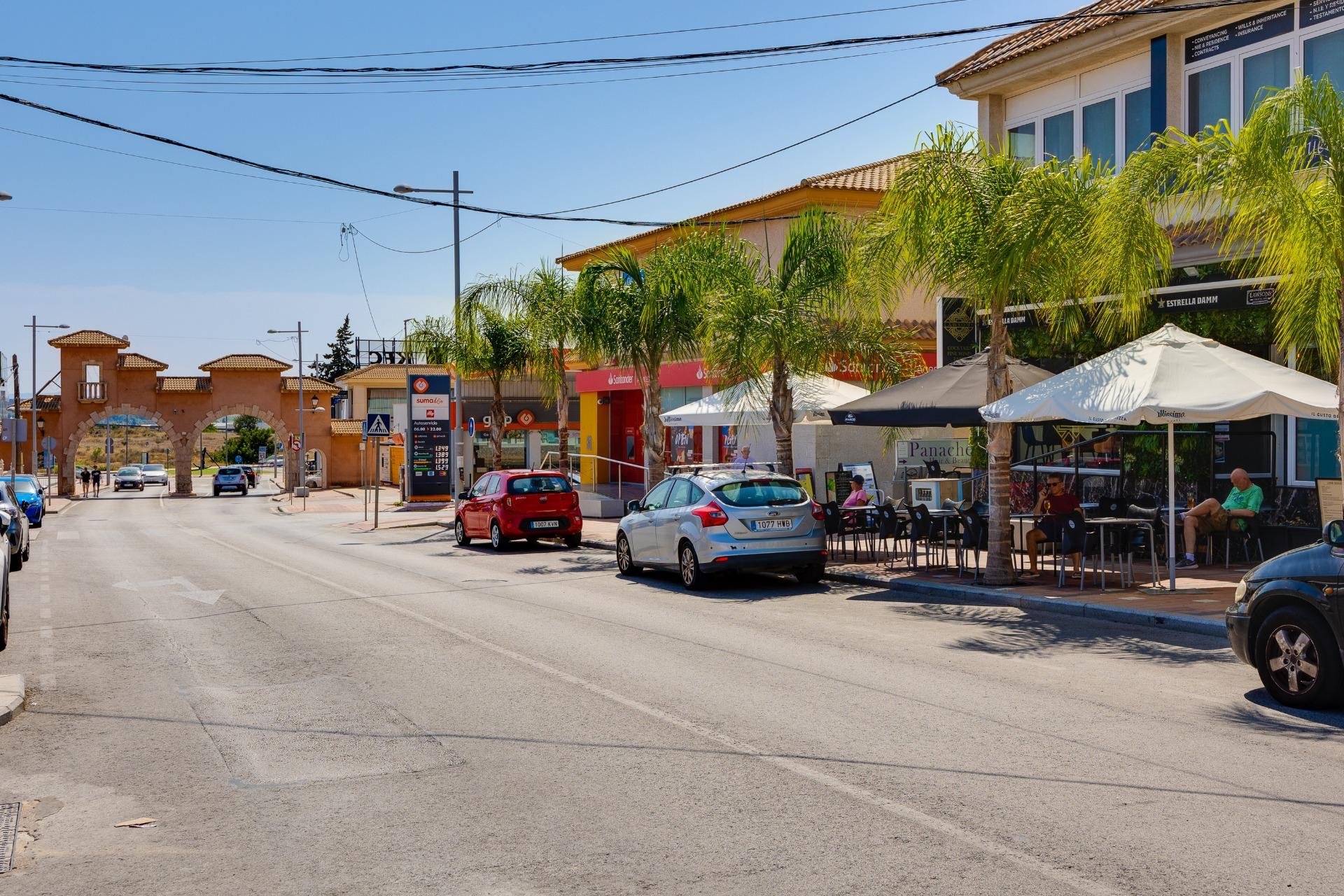 Herverkoop - Villa -
Rojales - Centro de la Ciudad Quesada