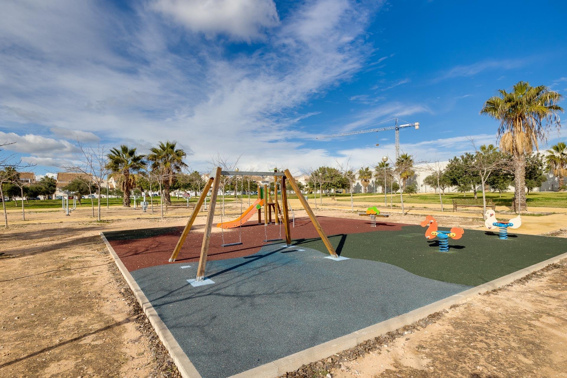 Herverkoop - Villa -
Rojales - Centro de la Ciudad Quesada