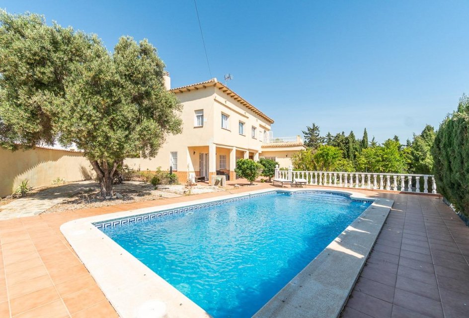 Herverkoop - Villa -
Torrevieja - La Mata