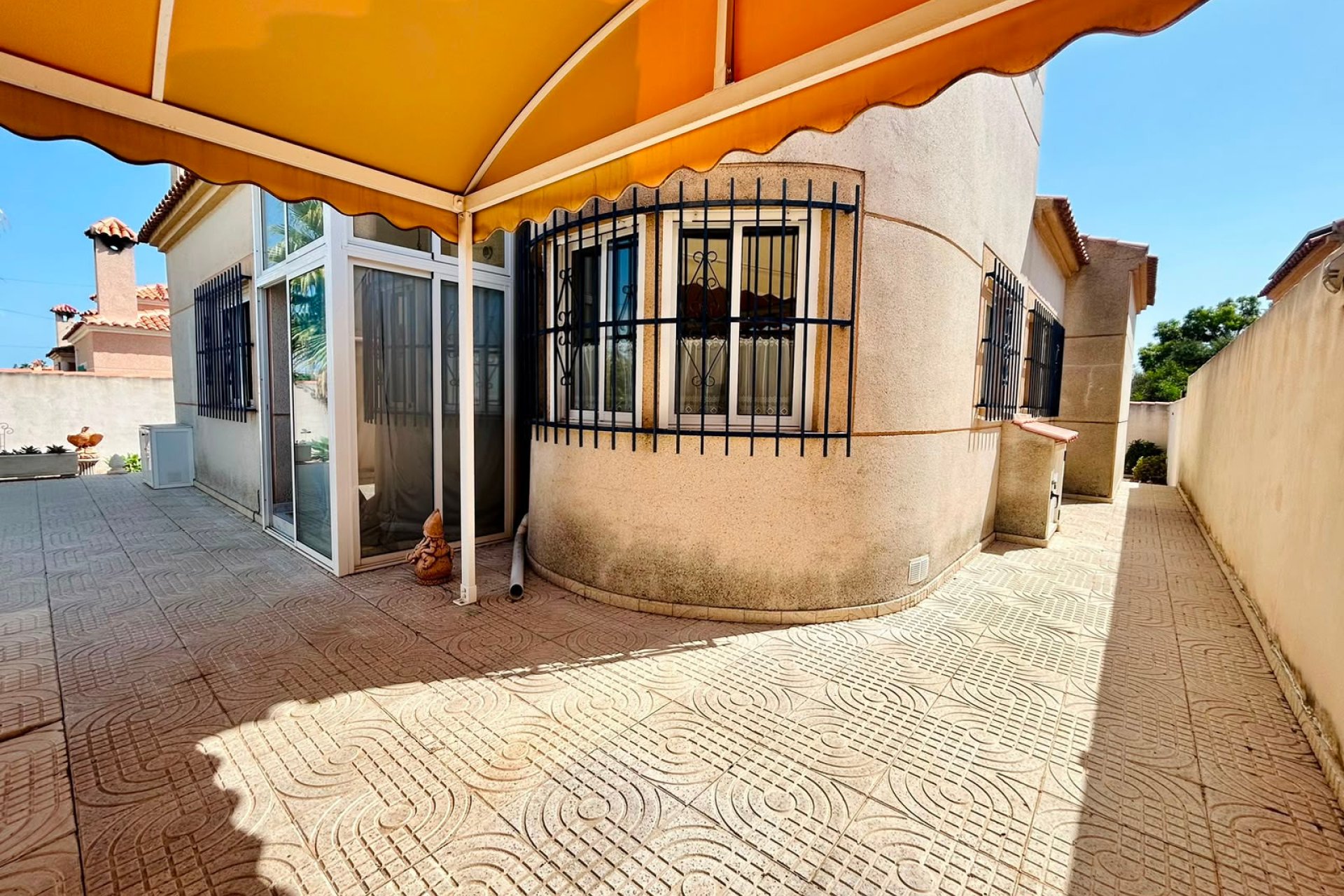 Herverkoop - - VILLA -
Torrevieja - Urbanización San Luis