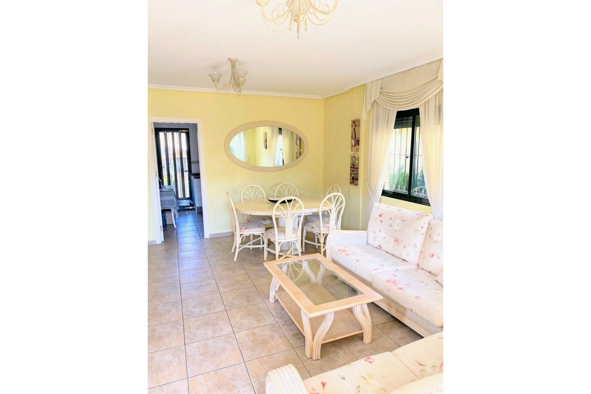 Herverkoop - Villa -
Villamartin