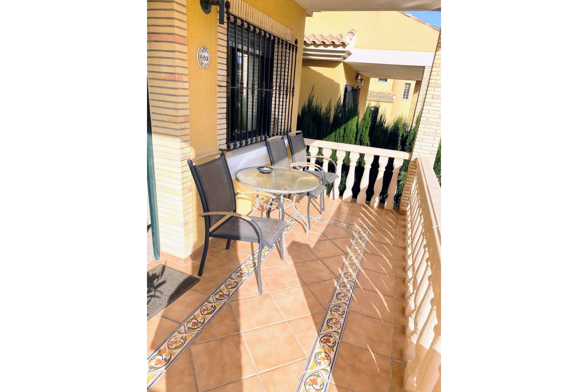 Herverkoop - Villa -
Villamartin