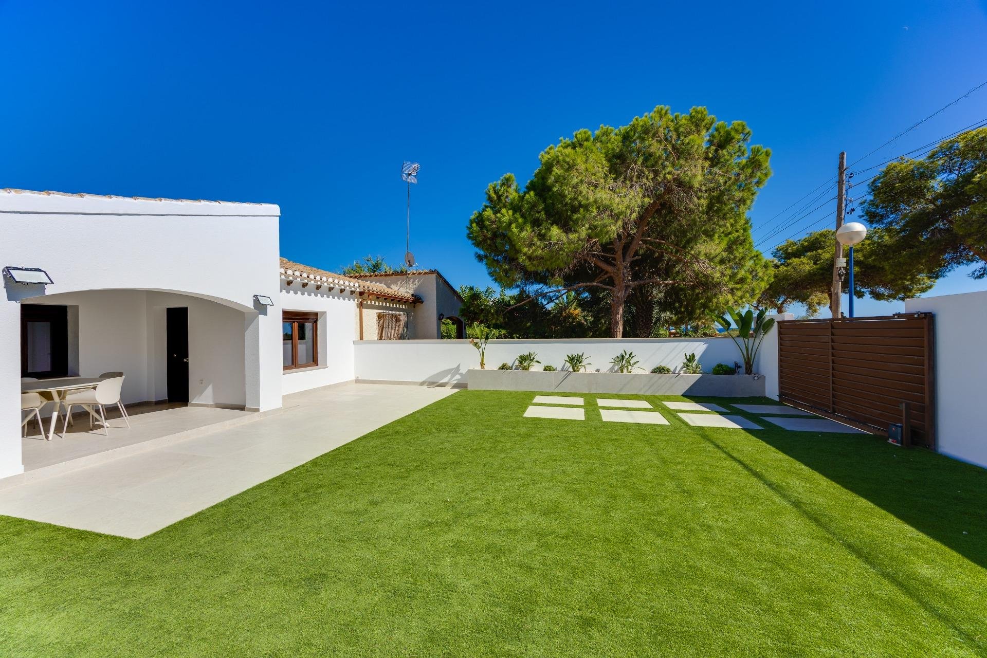 Korttidsuthyrning - Villa -
Orihuela Costa - Punta Prima