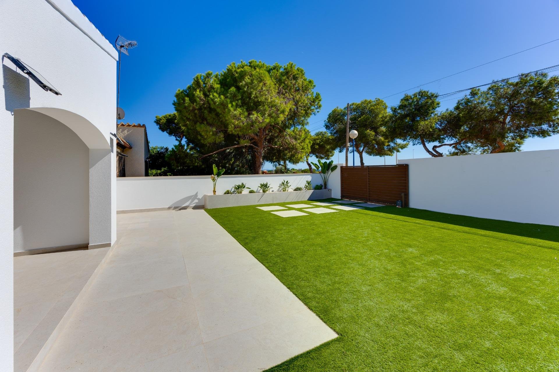 Korttidsuthyrning - Villa -
Orihuela Costa - Punta Prima