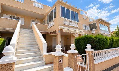 Lägenhet - Återförsäljning - Orihuela Costa -
                Punta Prima