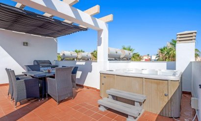 Lägenhet - Återförsäljning - Torrevieja - Punta prima