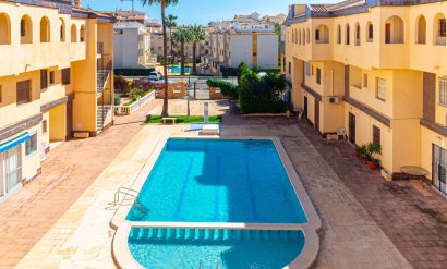 Lägenhet - Återförsäljning - Torrevieja - Punta Prima