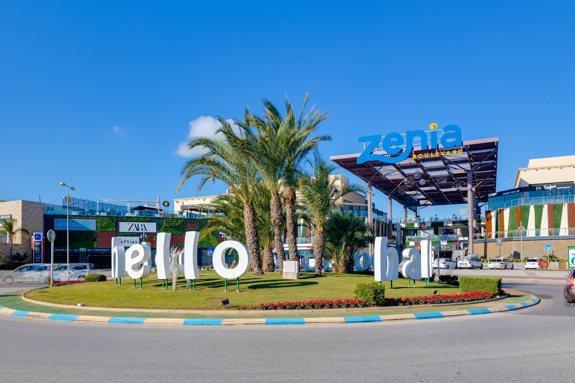 Lange Termijn Verhuur - Herenhuis -
Orihuela Costa - La Zenia