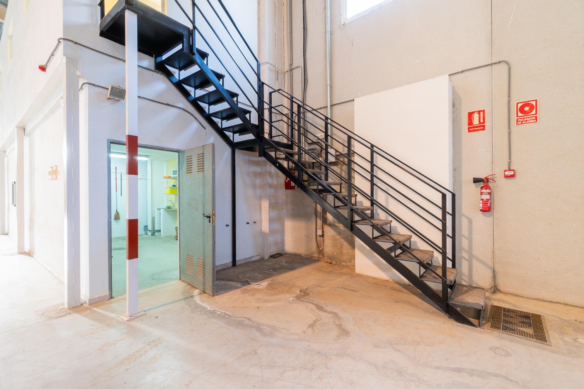 Lange Termijn Verhuur - Nave industrial -
Pilar de la Horadada - Polígono industrial Cañada de Práez