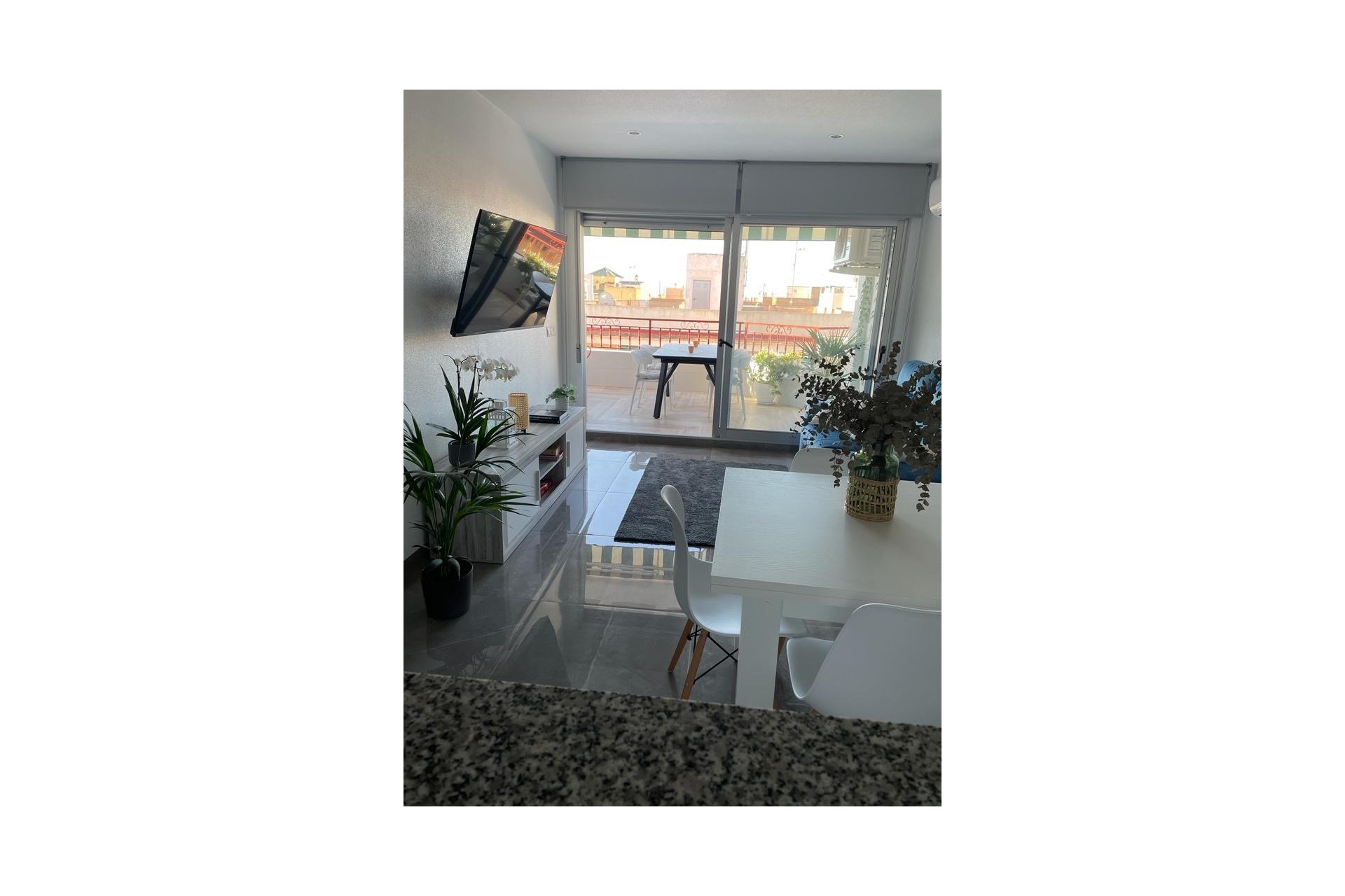 Lange Termijn Verhuur - Penthouse -
Torrevieja - Playa del Cura