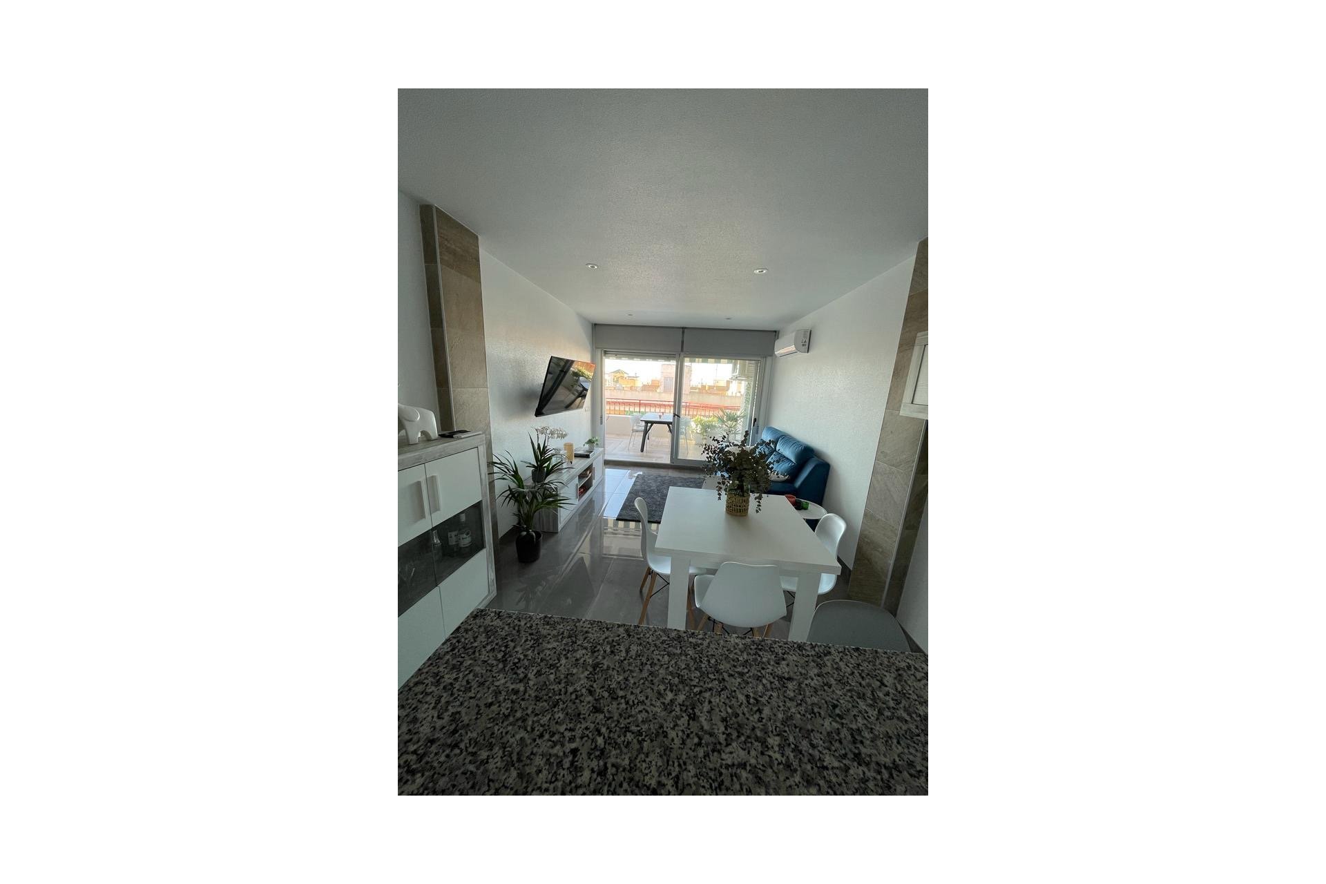 Lange Termijn Verhuur - Penthouse -
Torrevieja - Playa del Cura