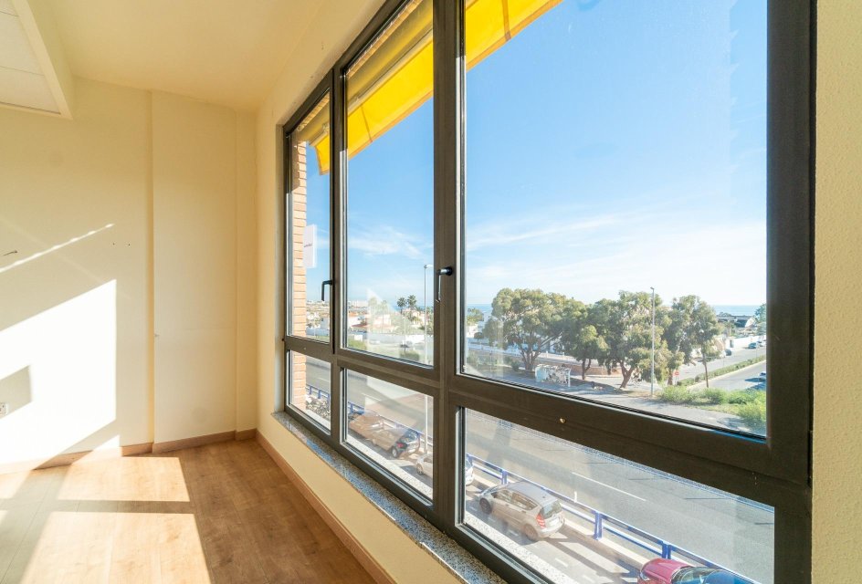 Location à long terme - Commercial -
Orihuela Costa - Playa Flamenca