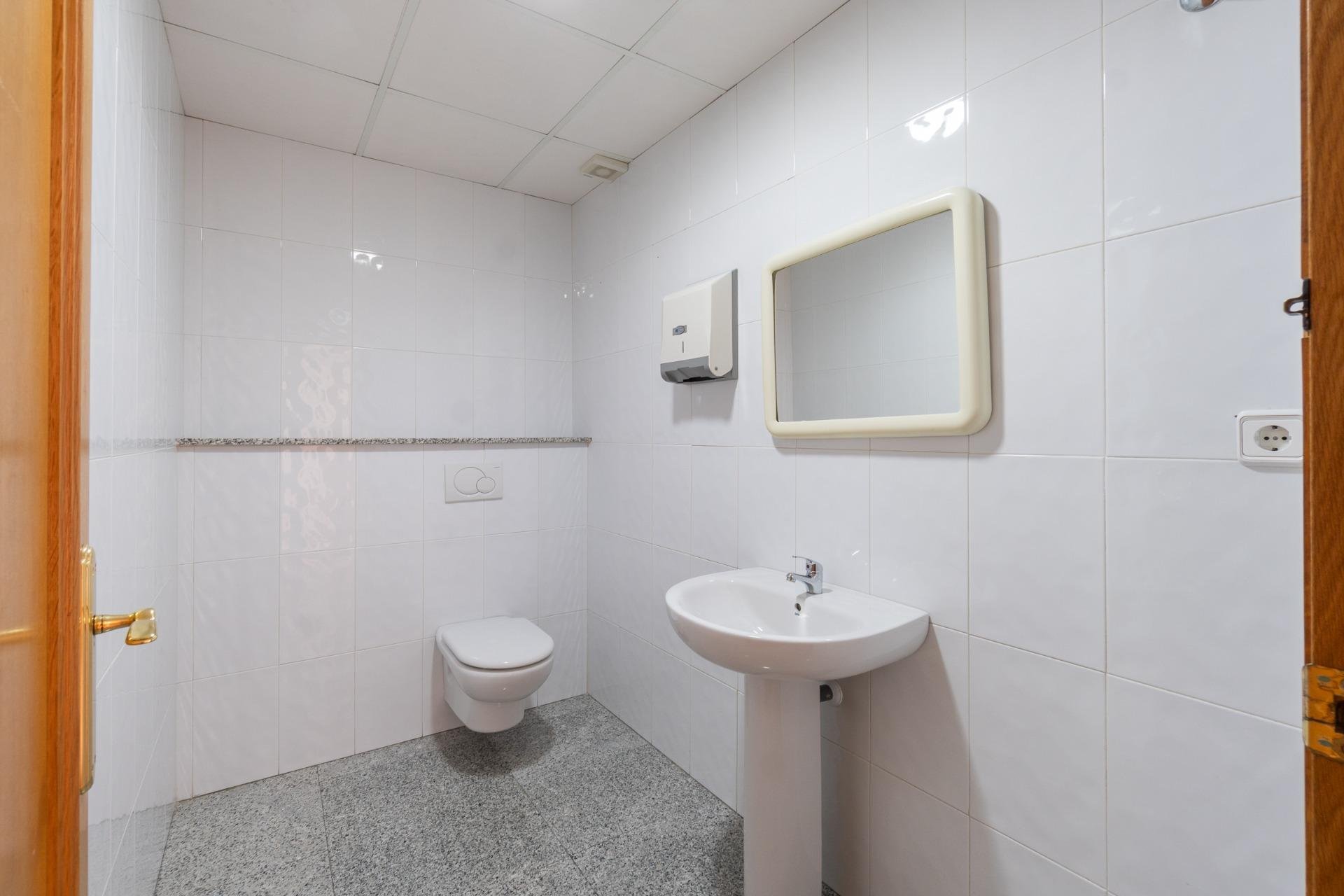 Location à long terme - Commercial -
Orihuela Costa - Playa Flamenca