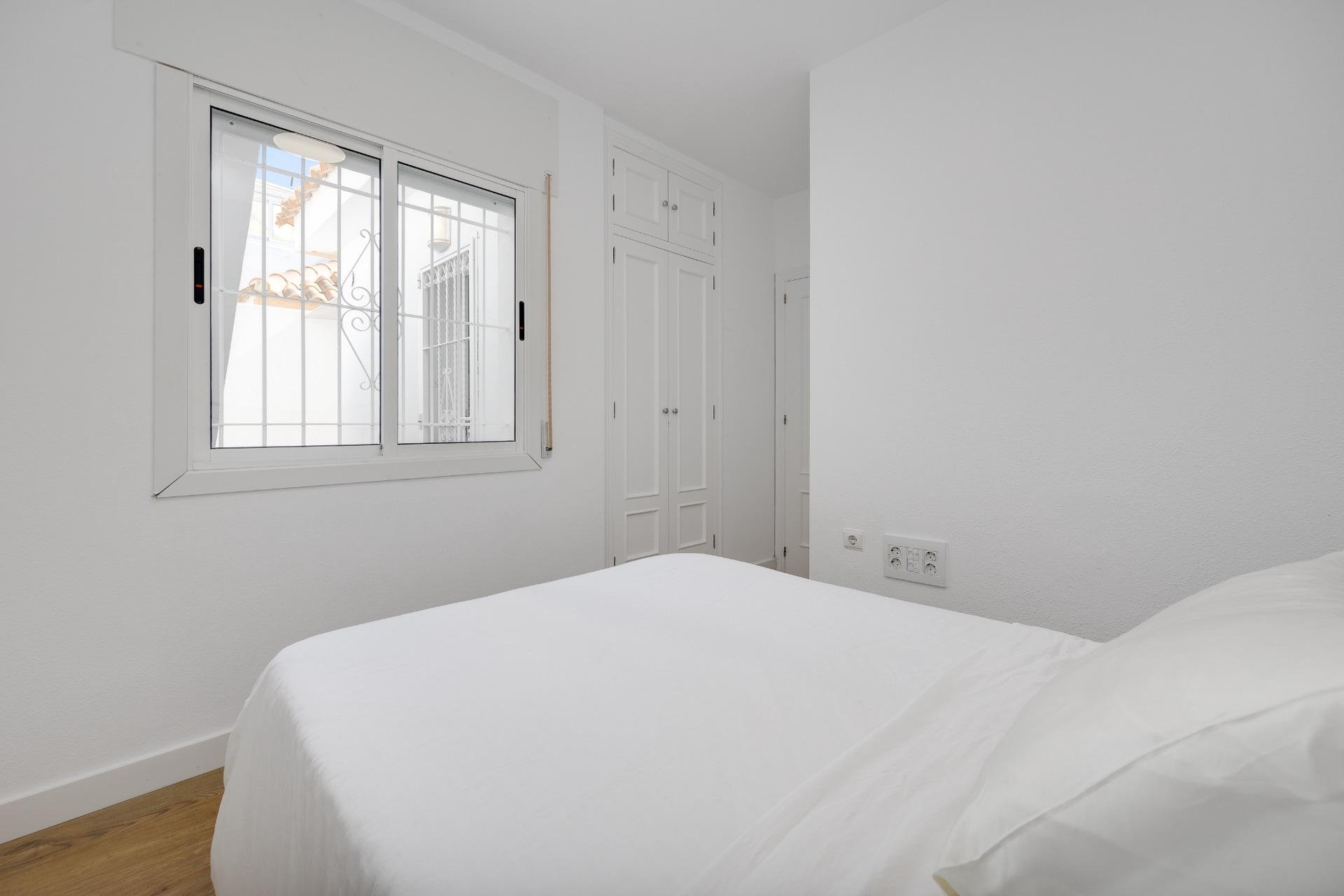 Location à long terme - Maison de ville -
Orihuela Costa - La Zenia