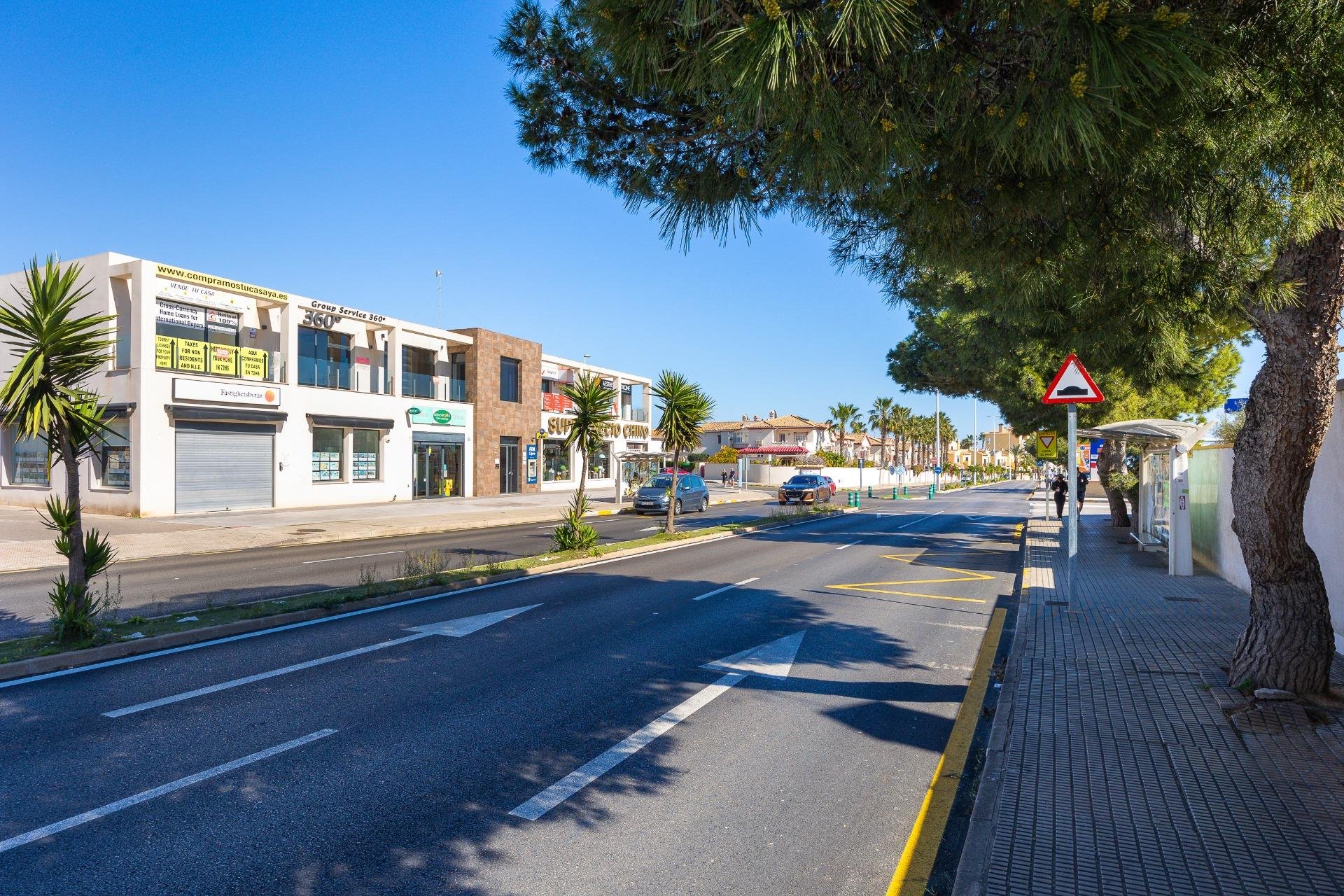 Location à long terme - Maison de ville -
Orihuela Costa - La Zenia