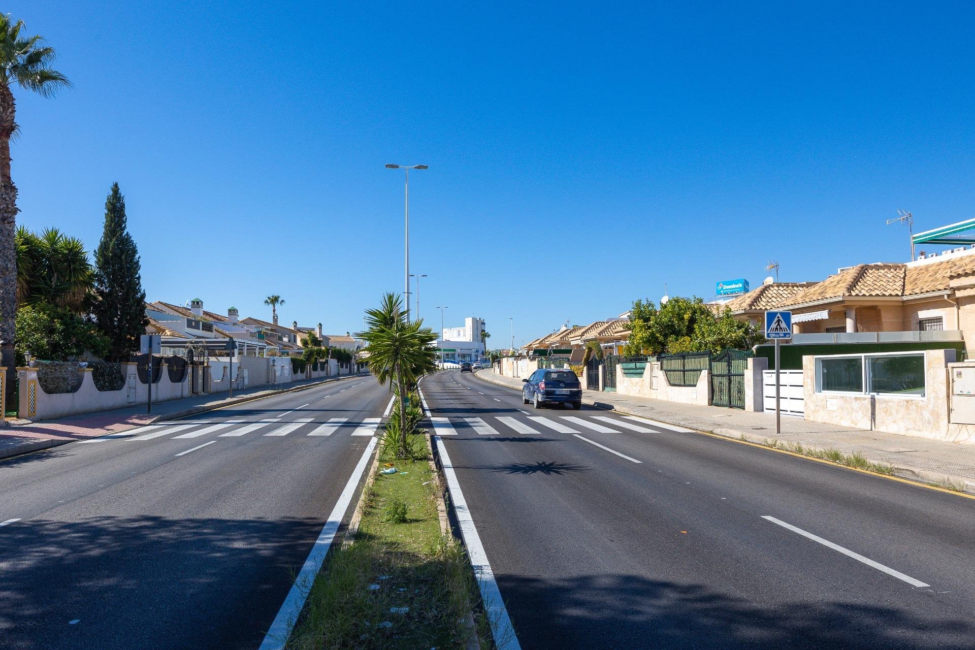 Location à long terme - Maison de ville -
Orihuela Costa - La Zenia