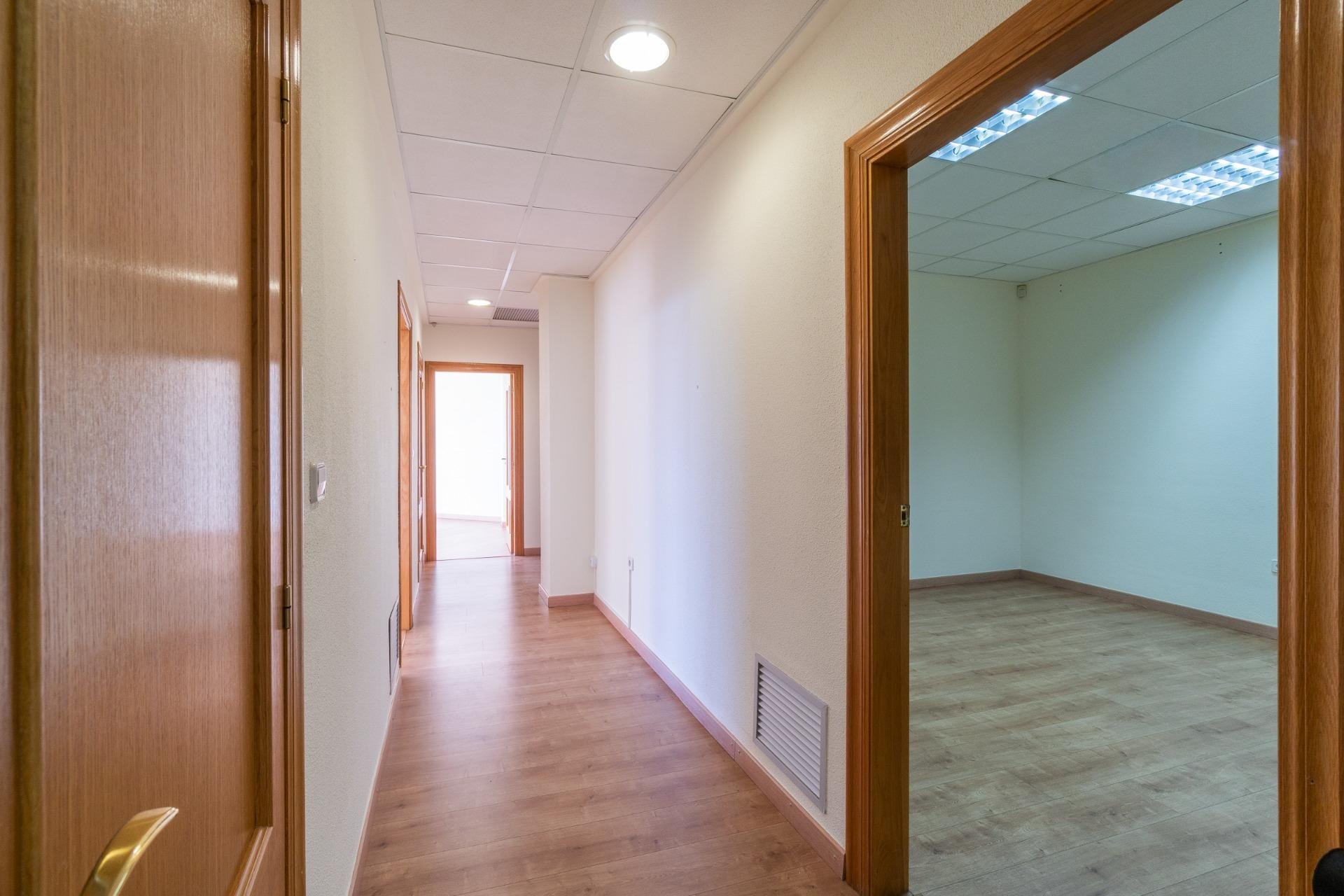 Long Term Rental - Commercial -
Orihuela Costa - Playa Flamenca