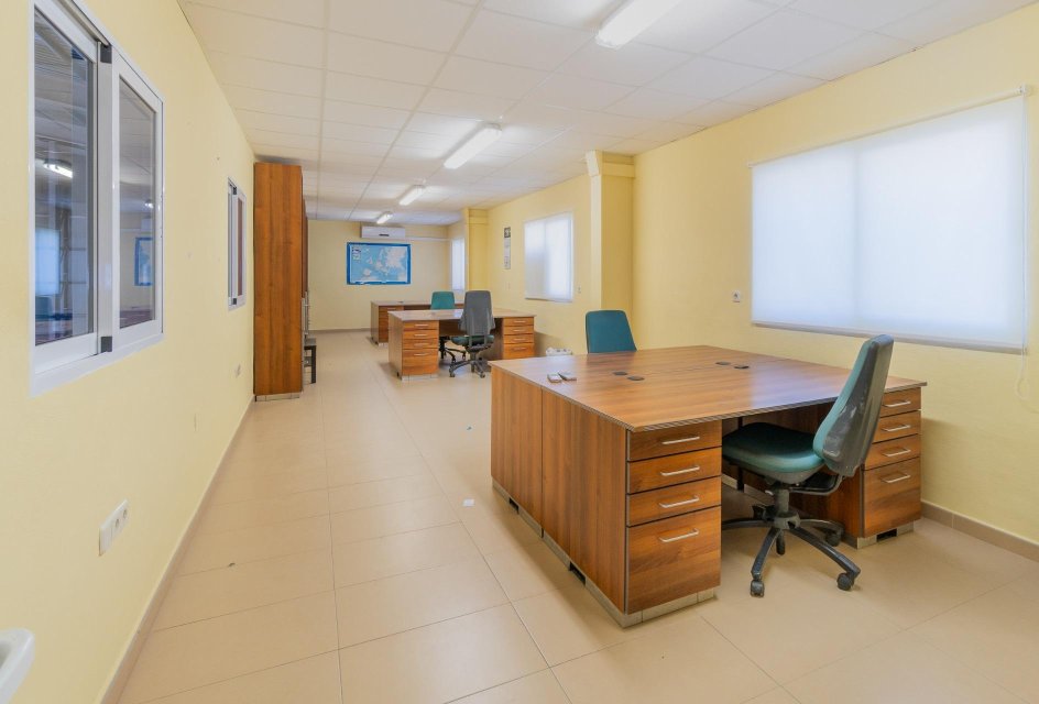 Long Term Rental - Nave industrial -
Pilar de la Horadada - Polígono industrial Cañada de Práez