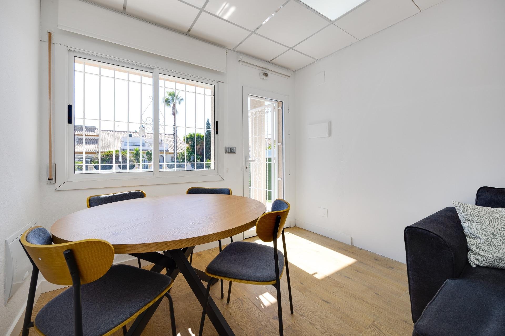 Long Term Rental - Townhouse -
Orihuela Costa - La Zenia