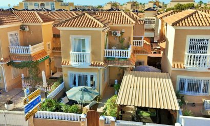 Maison de ville - Revente - Orihuela Costa -
                Playa Flamenca
