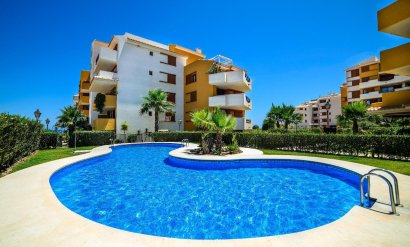 Mieszkanie w bloku - Odsprzedaż -
            Orihuela Costa - AM-02014