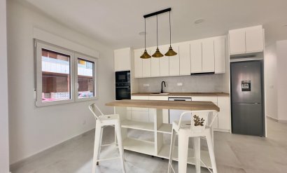 Mieszkanie w bloku - Odsprzedaż - Torrevieja - Acequion