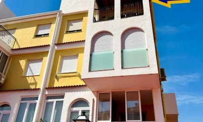 Mieszkanie w bloku - Odsprzedaż - Torrevieja -
                La Veleta
