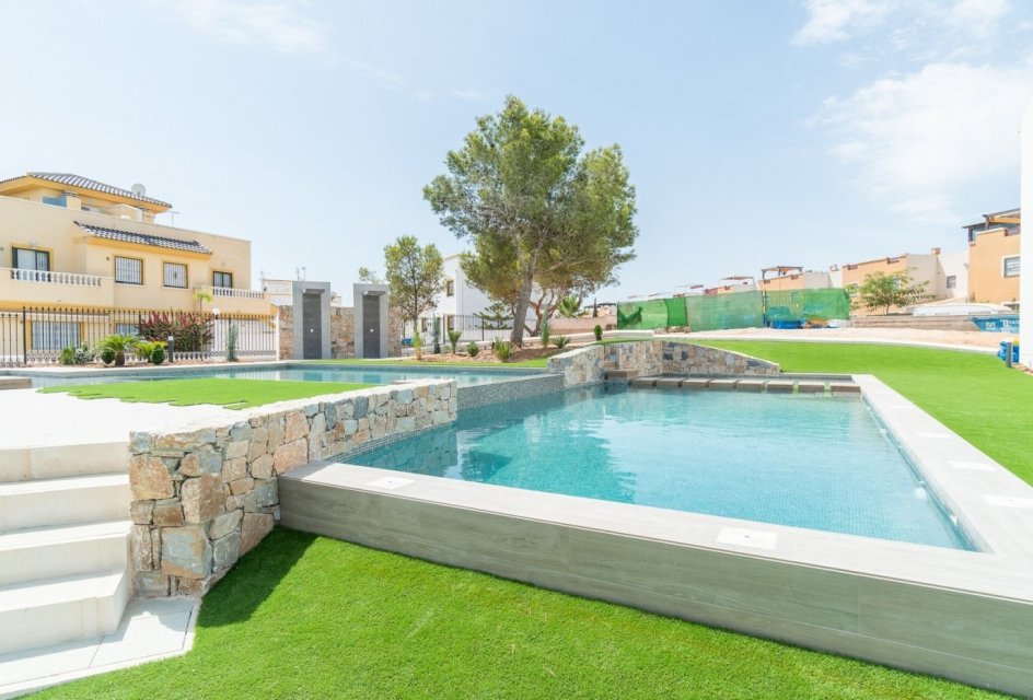 Neue Gebäude - Bungalow -
Torrevieja - Los balcones