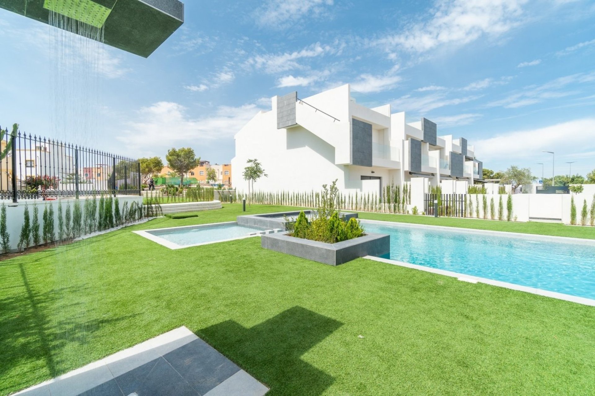 Neue Gebäude - Bungalow -
Torrevieja - Los balcones