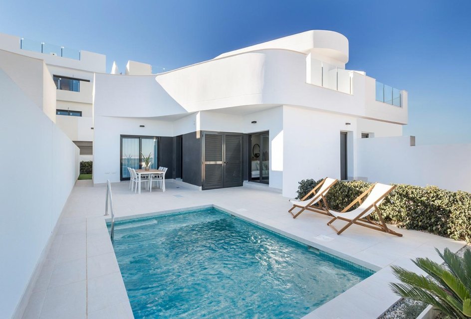 Neue Gebäude - Stadthaus -
Torrevieja - Lago jardin