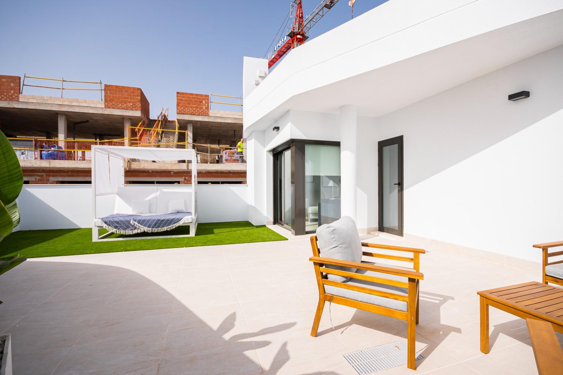 Neue Gebäude - Stadthaus -
Torrevieja - Lago jardin