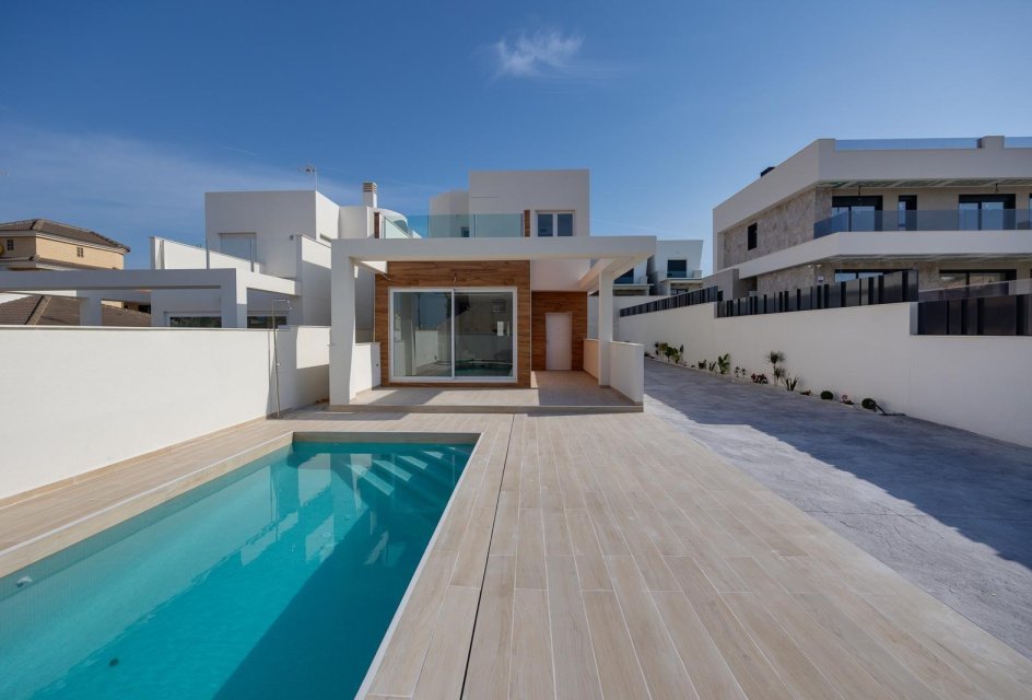 Neue Gebäude - Villa -
Torrevieja - Aguas Nuevas