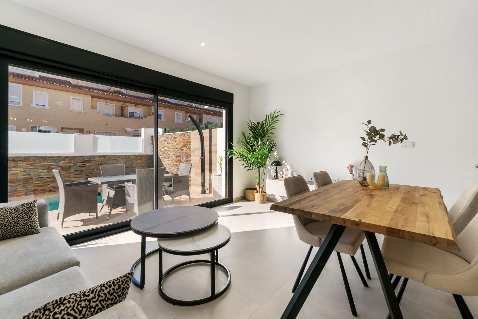 Nieuwbouw Woningen - Herenhuis -
San Pedro del Pinatar - Polideportivo