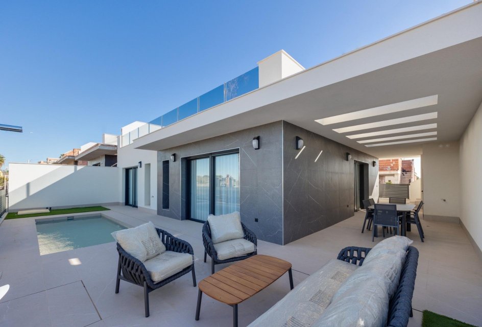 Nouvelle construction - Villa -
Torrevieja - Parque Acuático - Sector 25