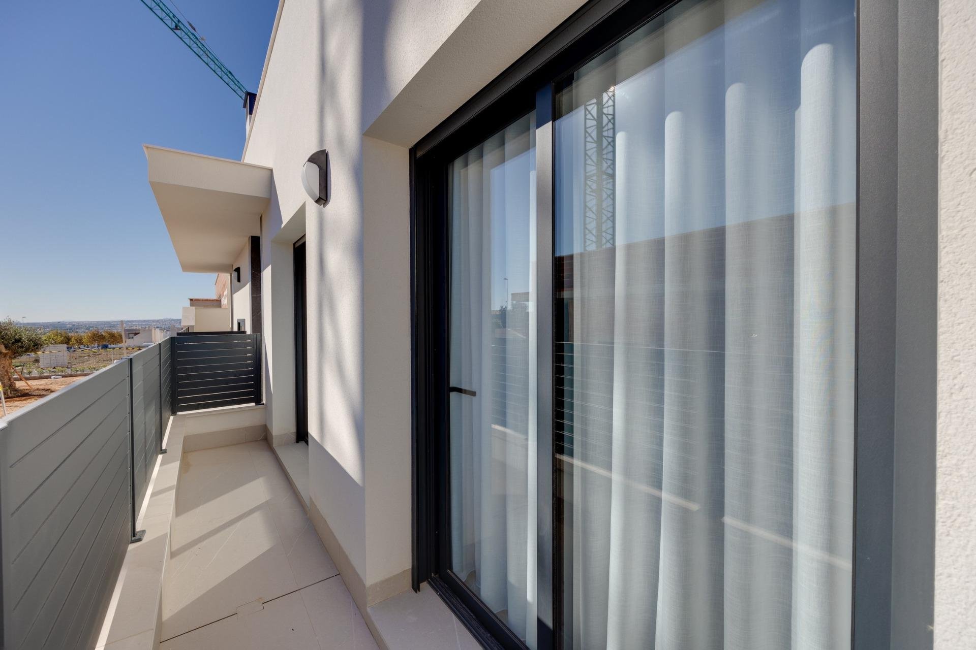 Nouvelle construction - Villa -
Torrevieja - Parque Acuático - Sector 25