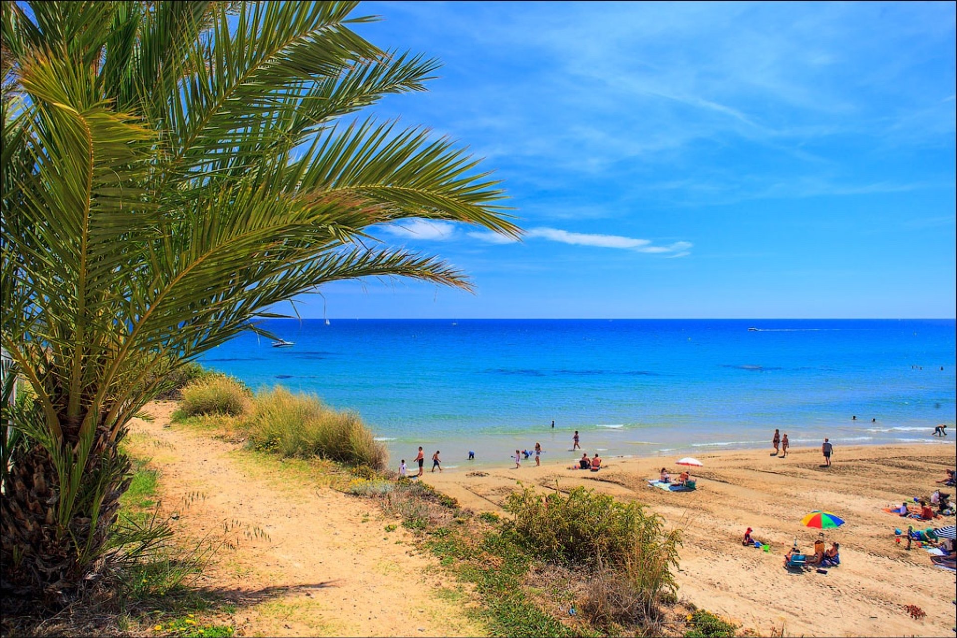 Nowy budynek - Villa -
Cabo Roig