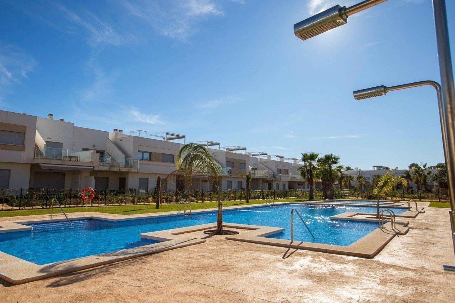 Obra nueva - Buhardilla -
Jacarilla - Comunidad valenciana